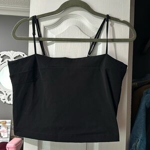 Black VERO MODA cropped top NWT!